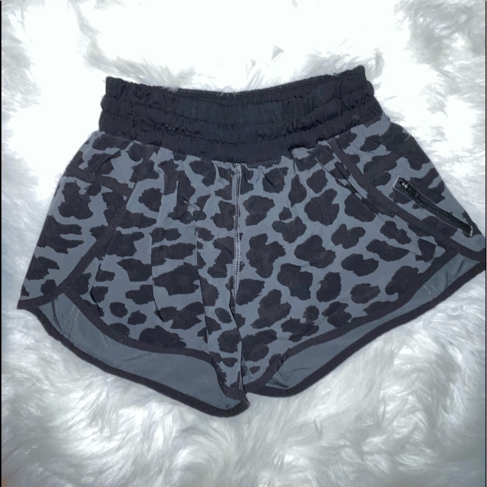Lululemon Women’s Athletic Shorts Barely Worn Size 4/6
